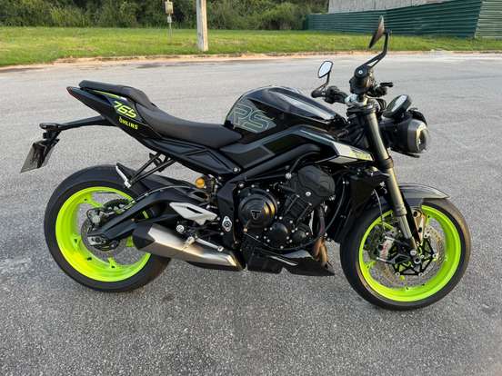 TRIUMPH-STREET TRIPLE RS ABS TRIUMPH-STREET TRIPLE RS ABS-2025