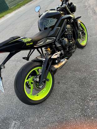TRIUMPH-STREET TRIPLE RS ABS-2025