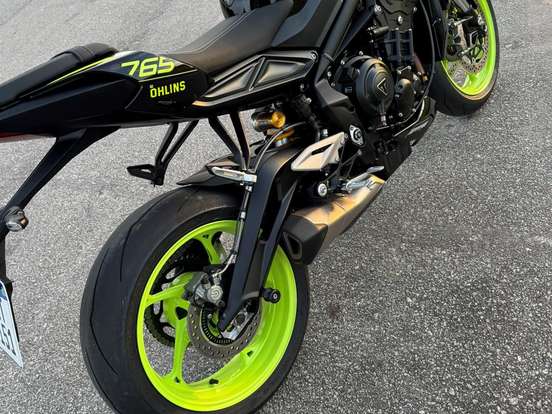 TRIUMPH-STREET TRIPLE RS ABS TRIUMPH-STREET TRIPLE RS ABS-2025