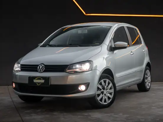 VOLKSWAGEN-FOX-1.0 MI 8V FLEX 4P MANUAL VOLKSWAGEN-FOX-2013