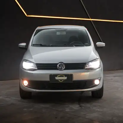 VOLKSWAGEN-FOX-1.0 MI 8V FLEX 4P MANUAL VOLKSWAGEN-FOX-2013