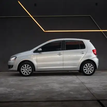 VOLKSWAGEN-FOX-2013