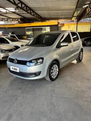 VOLKSWAGEN FOX 1.0 MI 8V FLEX 4P MANUAL VOLKSWAGEN FOX 1.0 MI 8V FLEX 4P MANUAL