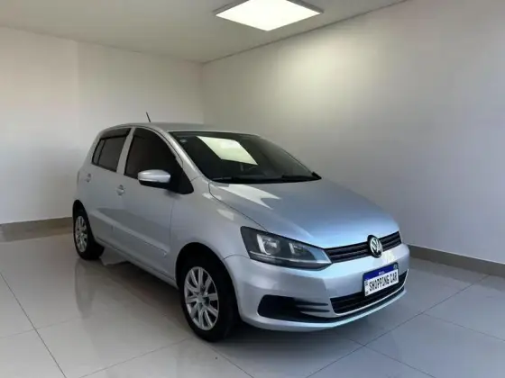 VOLKSWAGEN FOX 1.0 MPI TRENDLINE 12V FLEX 4P MANUAL VOLKSWAGEN FOX 1.0 MPI TRENDLINE 12V FLEX 4P MANUAL