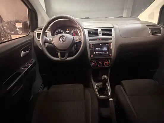 VOLKSWAGEN-FOX-1.6 MSI TOTAL FLEX CONNECT 4P MANUAL VOLKSWAGEN-FOX-2018