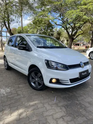 VOLKSWAGEN FOX 1.6 MSI TOTAL FLEX CONNECT 4P MANUAL VOLKSWAGEN FOX 1.6 MSI TOTAL FLEX CONNECT 4P MANUAL