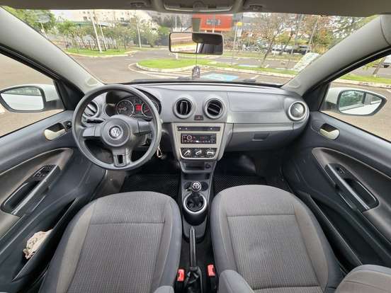 VOLKSWAGEN-GOL-1.6 MI SELEÇÃO 8V FLEX 4P MANUAL G.VI VOLKSWAGEN-GOL-2013