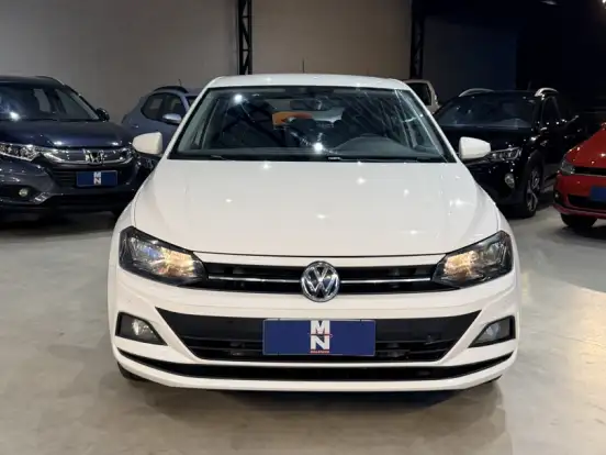 VOLKSWAGEN-POLO-1.0 200 TSI COMFORTLINE AUTOMÁTICO VOLKSWAGEN-POLO-2018