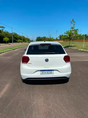 VOLKSWAGEN-POLO-2021