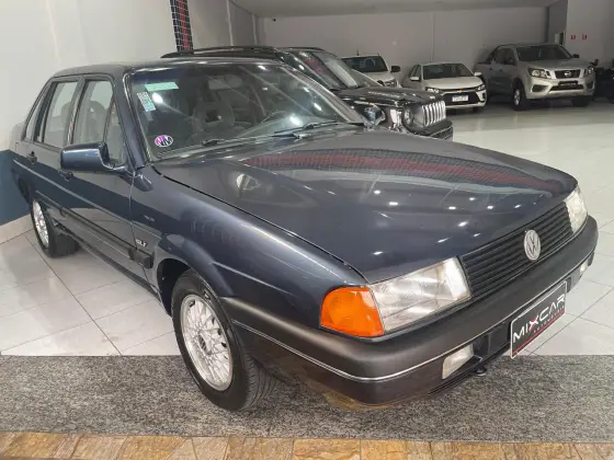 VOLKSWAGEN SANTANA 2.0 GLSI 8V GASOLINA 4P AUTOMÁTICO VOLKSWAGEN SANTANA 2.0 GLSI 8V GASOLINA 4P AUTOMÁTICO