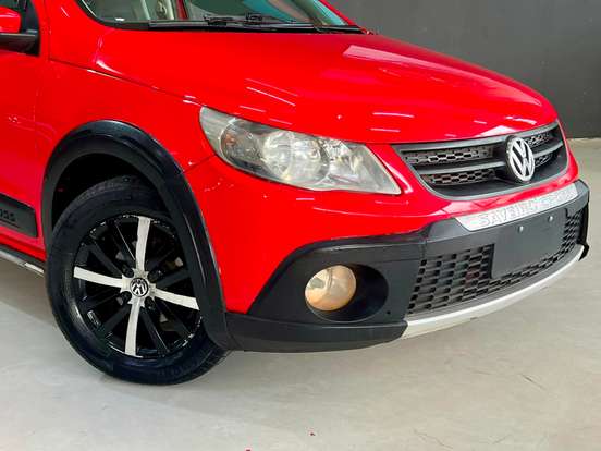 VOLKSWAGEN-SAVEIRO-2011