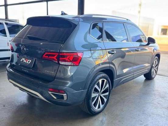 VOLKSWAGEN-TAOS-1.4 250 TSI TOTAL FLEX HIGHLINE AUTOMÁTICO VOLKSWAGEN-TAOS-2023