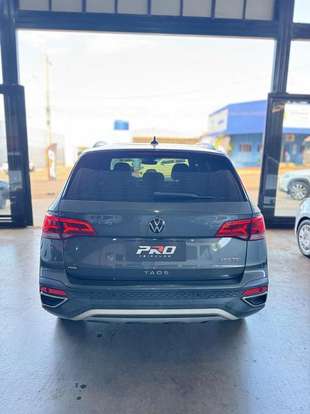 VOLKSWAGEN-TAOS-2023
