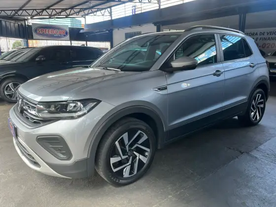 VOLKSWAGEN T-CROSS 1.0 200 TSI TOTAL FLEX COMFORTLINE AUTOMÁTICO VOLKSWAGEN T-CROSS 1.0 200 TSI TOTAL FLEX COMFORTLINE AUTOMÁTICO