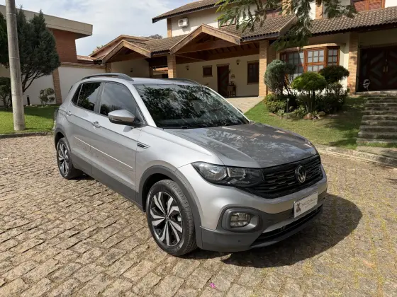 VOLKSWAGEN T-CROSS 1.0 200 TSI TOTAL FLEX COMFORTLINE AUTOMÁTICO VOLKSWAGEN T-CROSS 1.0 200 TSI TOTAL FLEX COMFORTLINE AUTOMÁTICO