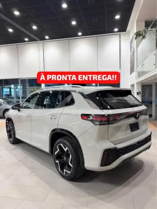 VOLKSWAGEN TIGUAN 2.0 350 TSI GASOLINA R-LINE 4MOTION AUTOMÁTICO VOLKSWAGEN TIGUAN 2.0 350 TSI GASOLINA R-LINE 4MOTION AUTOMÁTICO