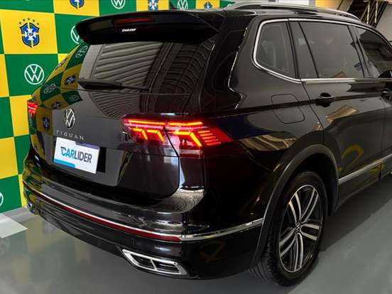 VOLKSWAGEN-TIGUAN-2.0 300 TSI GASOLINA ALLSPACE R-LINE AUTOMÁTICO VOLKSWAGEN-TIGUAN-2024