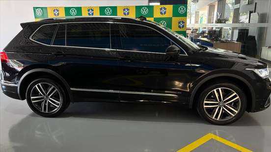 VOLKSWAGEN-TIGUAN-2024