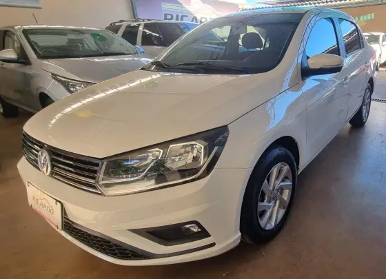 VOLKSWAGEN VOYAGE 1.6 MSI TOTALFLEX 4P MANUAL VOLKSWAGEN VOYAGE 1.6 MSI TOTALFLEX 4P MANUAL