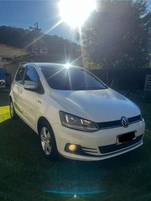 VOLKSWAGEN-FOX-1.6 MI ROCK IN RIO 8V FLEX 4P MANUAL VOLKSWAGEN-FOX-2015