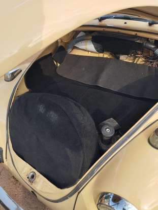 VOLKSWAGEN-FUSCA-1975