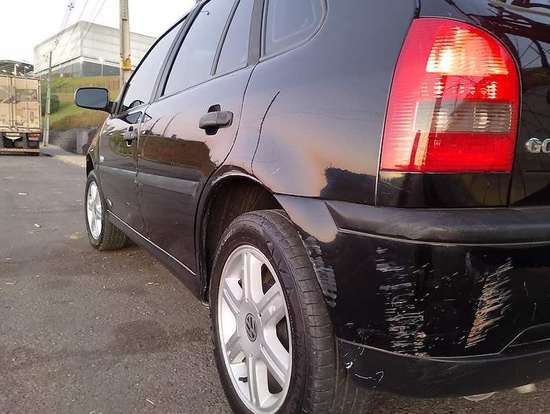 VOLKSWAGEN-GOL-2005