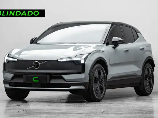 VOLVO-EX30-69 KW ELÉTRICO CROSS COUNTRY VOLVO-EX30-2025