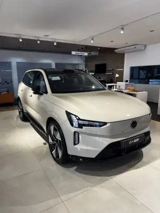 VOLVO EX90 P8 RECHARGE TWIN ELECTRIC PERFORMANCE ULTRA AWD VOLVO EX90 P8 RECHARGE TWIN ELECTRIC PERFORMANCE ULTRA AWD