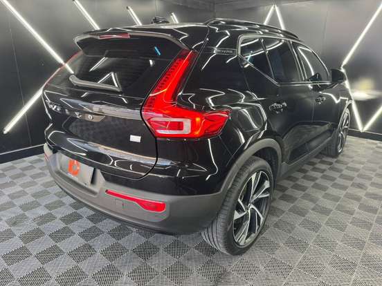 VOLVO-XC40-1.5 T5 RECHARGE R-DESIGN GEARTRONIC VOLVO-XC40-2020