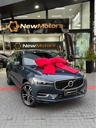 VOLVO XC60 2.0 T8 HYBRID MOMENTUM AWD GEARTRONIC VOLVO XC60 2.0 T8 HYBRID MOMENTUM AWD GEARTRONIC