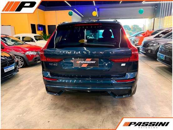 VOLVO-XC60-2022