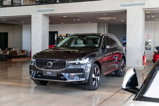 VOLVO XC60 2.0 T8 RECHARGE ULTIMATE AWD GEARTRONIC