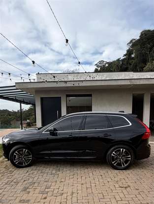 VOLVO-XC60-2.0 T5 GASOLINA MOMENTUM AWD GEARTRONIC VOLVO-XC60-2020