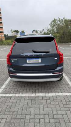 VOLVO-XC90-2021