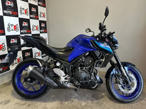 YAMAHA MT-03 ABS YAMAHA MT-03 ABS