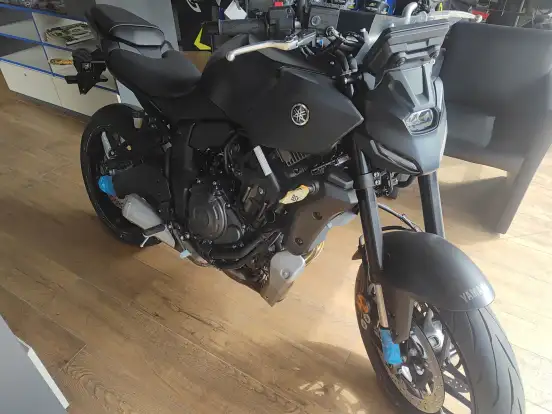 YAMAHA-MT-07 CONNECTED ABS YAMAHA-MT-07 CONNECTED ABS-2025