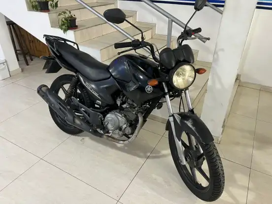 YAMAHA-YBR 125 FACTOR E-2011