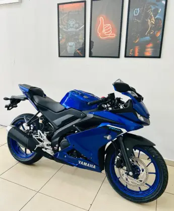 YAMAHA YZF R15 YAMAHA YZF R15
