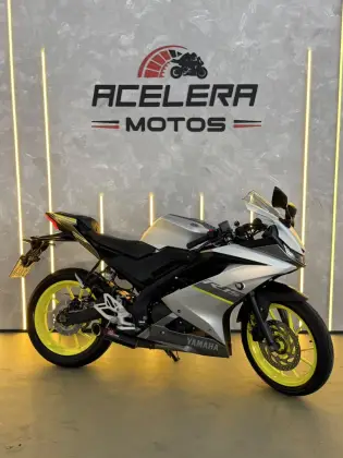 YAMAHA YZF R15 YAMAHA YZF R15