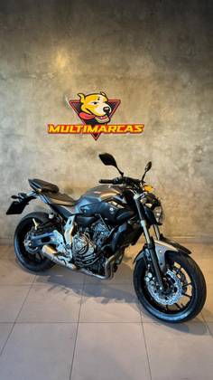 YAMAHA MT-07 
