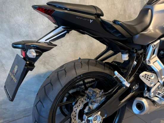 YAMAHA-MT-07 YAMAHA-MT-07-2015