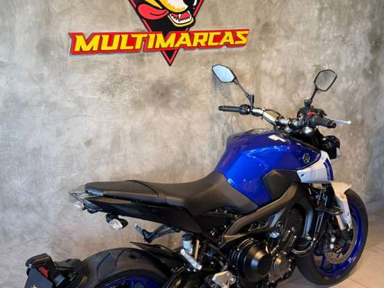 YAMAHA-MT-09 YAMAHA-MT-09-2021
