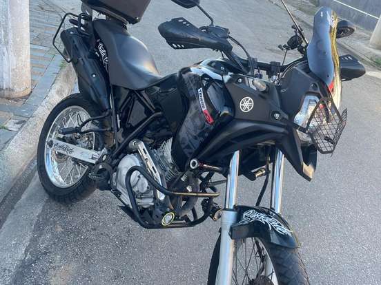 YAMAHA-XTZ 250 TÉNÉRÉ YAMAHA-XTZ 250 TÉNÉRÉ-2011