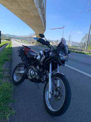 YAMAHA-XTZ 250 TÉNÉRÉ-2011