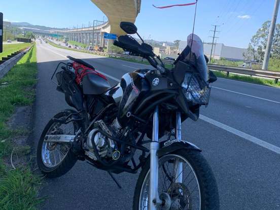 YAMAHA-XTZ 250 TÉNÉRÉ YAMAHA-XTZ 250 TÉNÉRÉ-2011