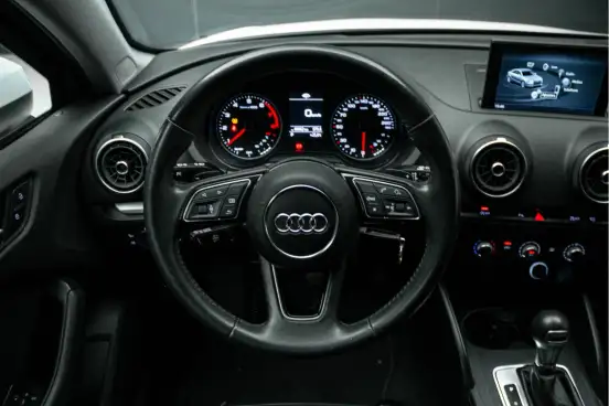 AUDI-A3-2019
