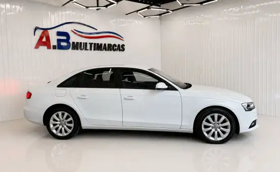 AUDI-A4-2012