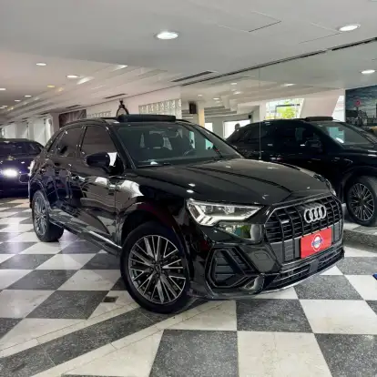 AUDI-Q3-2023