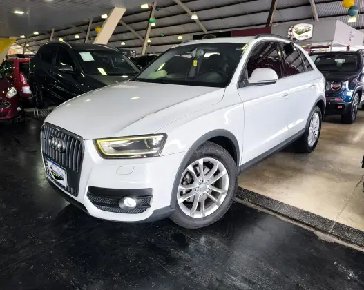 AUDI Q3 2.0 TFSI AMBIENTE QUATTRO 4P GASOLINA S TRONIC AUDI Q3 2.0 TFSI AMBIENTE QUATTRO 4P GASOLINA S TRONIC