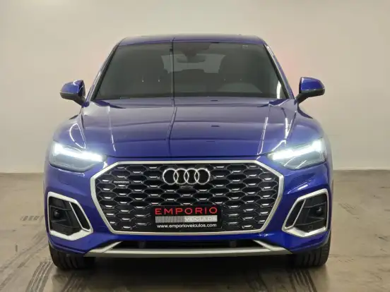 AUDI-Q5-2022